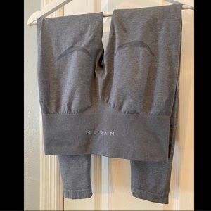 - Nvgtn leggings